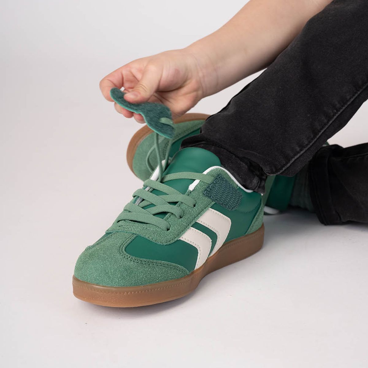 COLLOKY - Zapatilla Unisex Verde con Cordón-Velcro