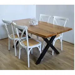 CORI CORI - Juego de Comedor Medlock Rústica Base Metal 160x90 cm + 4 Sillas Crossback Madera