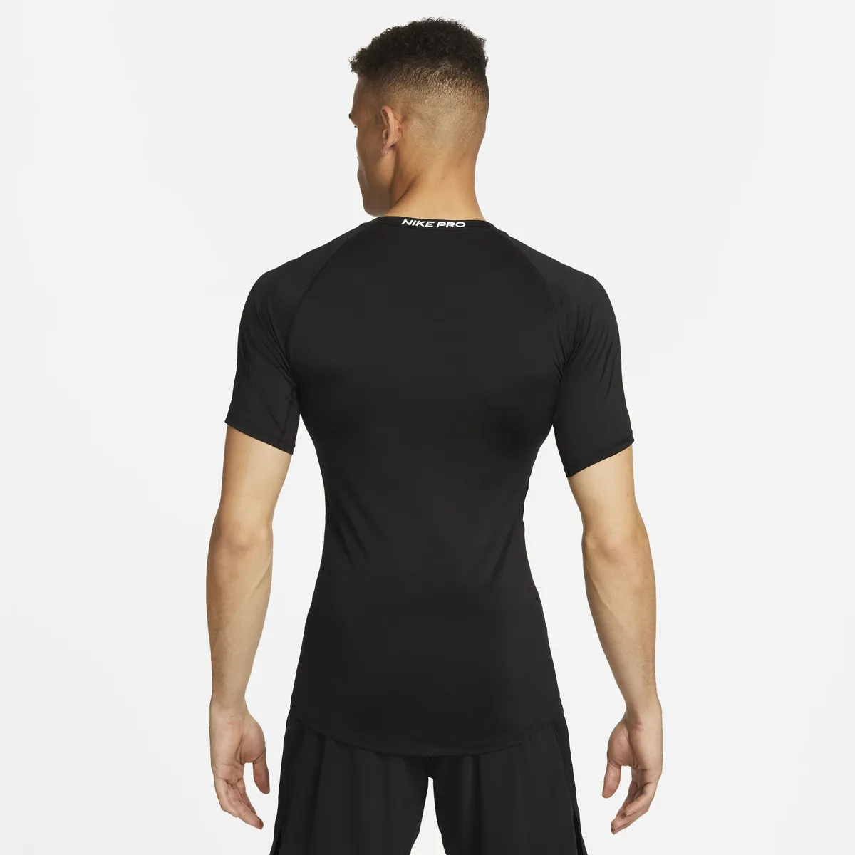 NIKE - Polera Nike Pro Negro Hombre