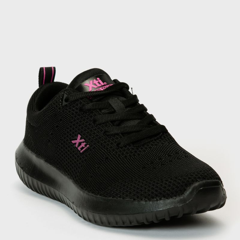 XTI - Zapatilla Urbana Mujer Negra