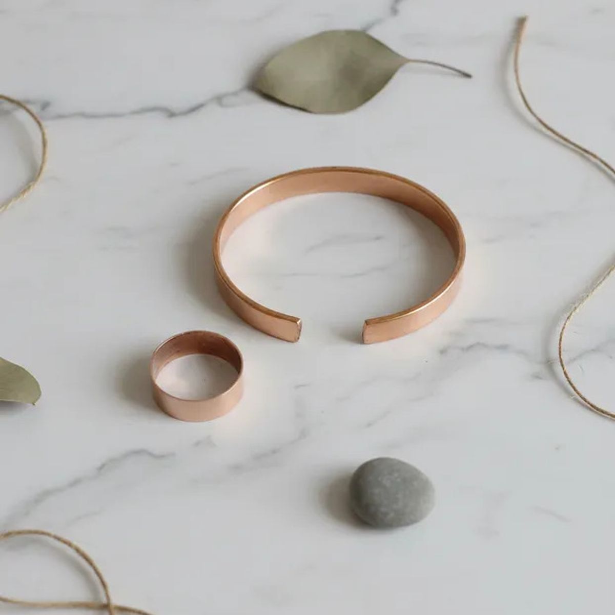 GENERICO - Pulsera De Cobre + Anillo Adaptables Elegante Artesania Terapia Artritis  Mas Bolsa