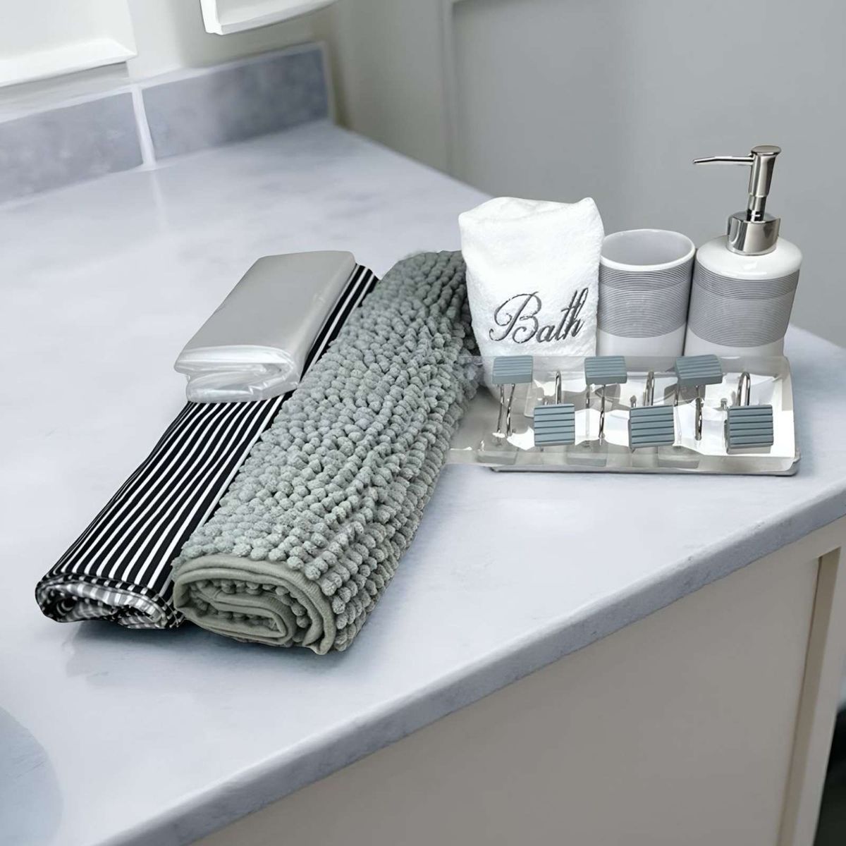 DORAL - Juego de Baño 18 Piezas Cortina Alfombra Toalla y Jaboneras Doral