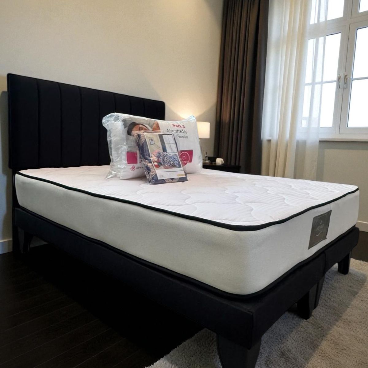GENERICO - Cama 2 Plazas Negro Henko Premium Base + Respaldo + Colchon + Almohadas + Juego de sabana