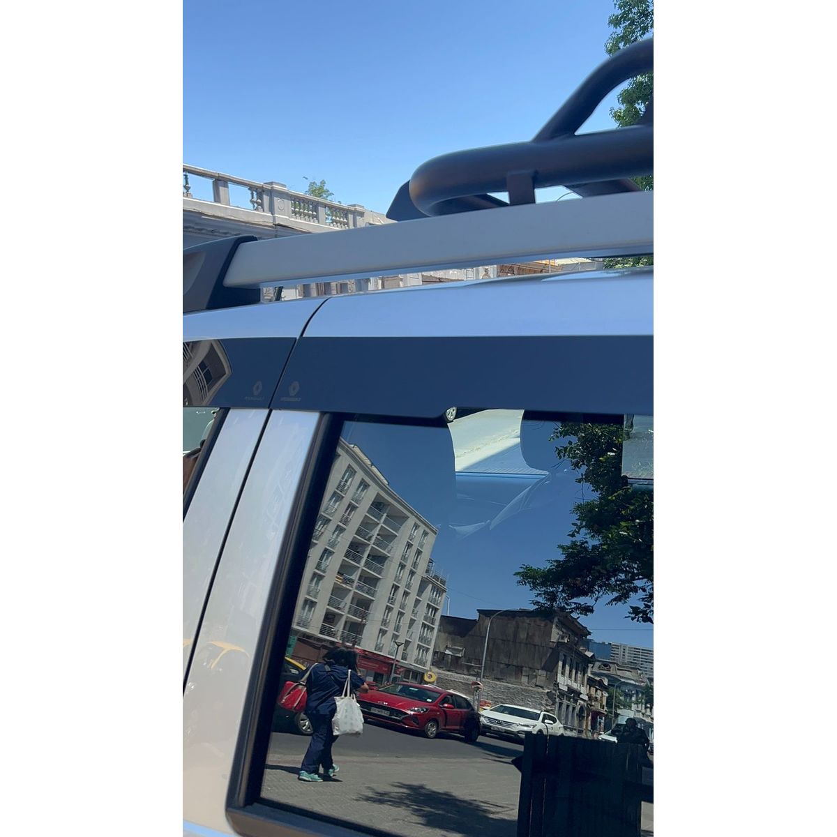 GENERICO - Bota Aguas de Acrílico 2mm plano Negro Brillante a Medida para Suv Renault Oroch 2020