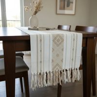 Camino de mesa tejido beige