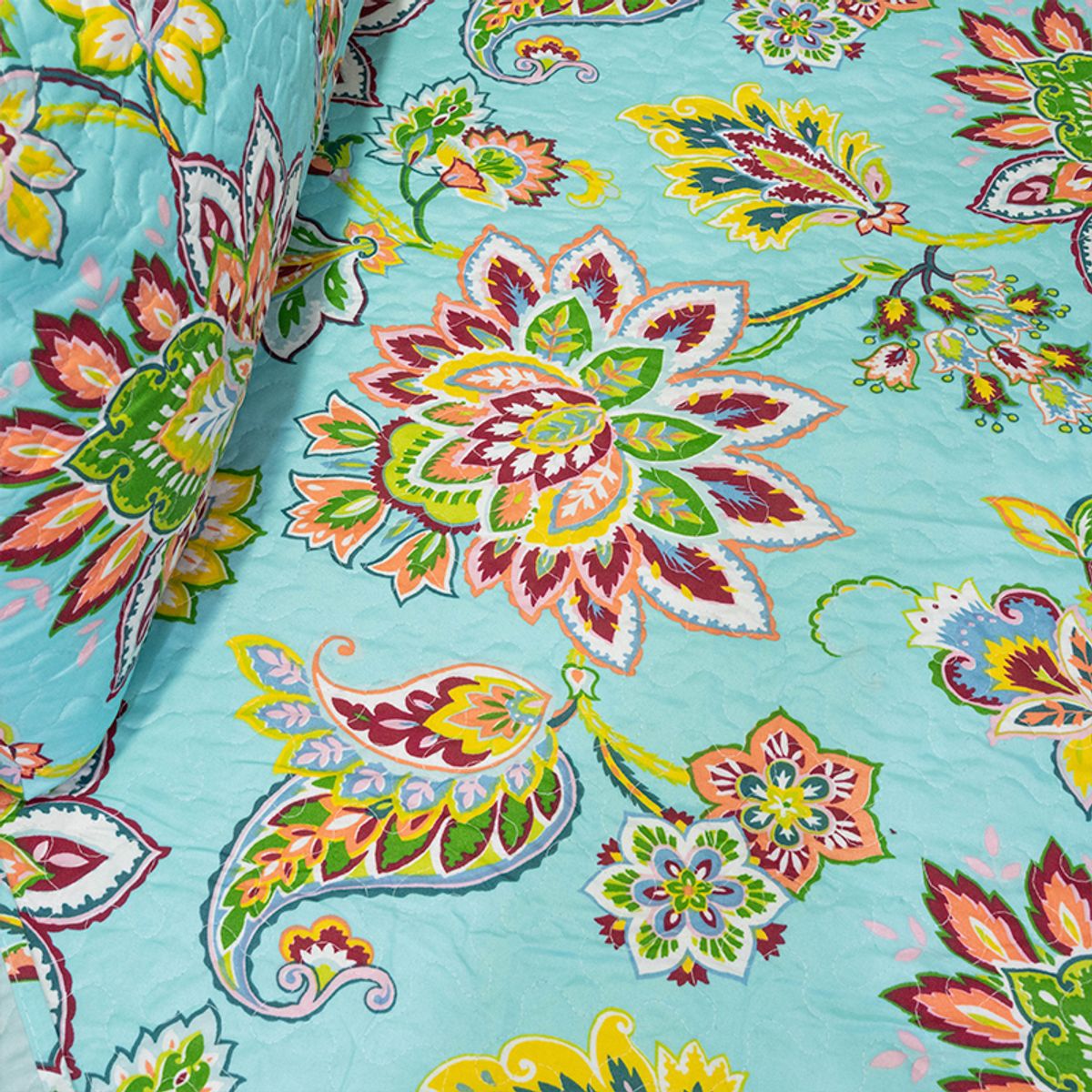 DORAL - CUBRECAMA QUILT STITCHY ESTAMPADO FLOR DORAL 1.5 PLAZA