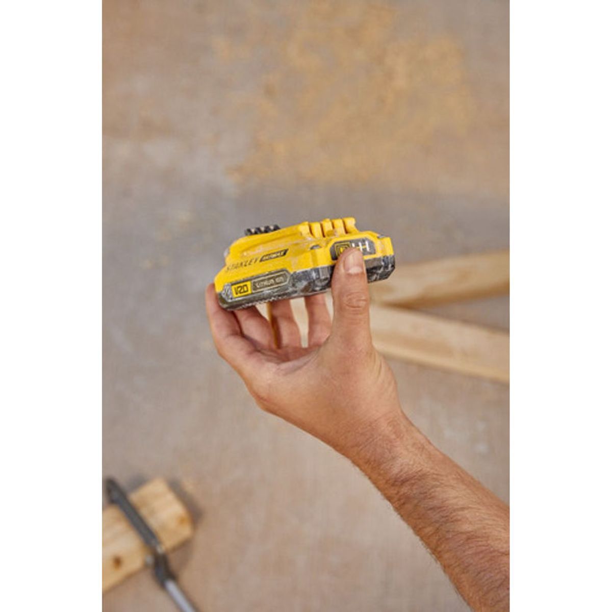 GENERICO - Bateria Ion De Litio 15ah Stanley Sb201-b2