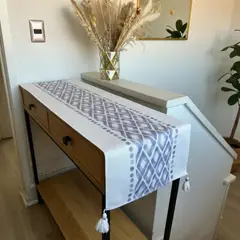 TODOHOGAR SANTIAGO DE CHILE - Camino de mesa tejido azul - diseño diamante