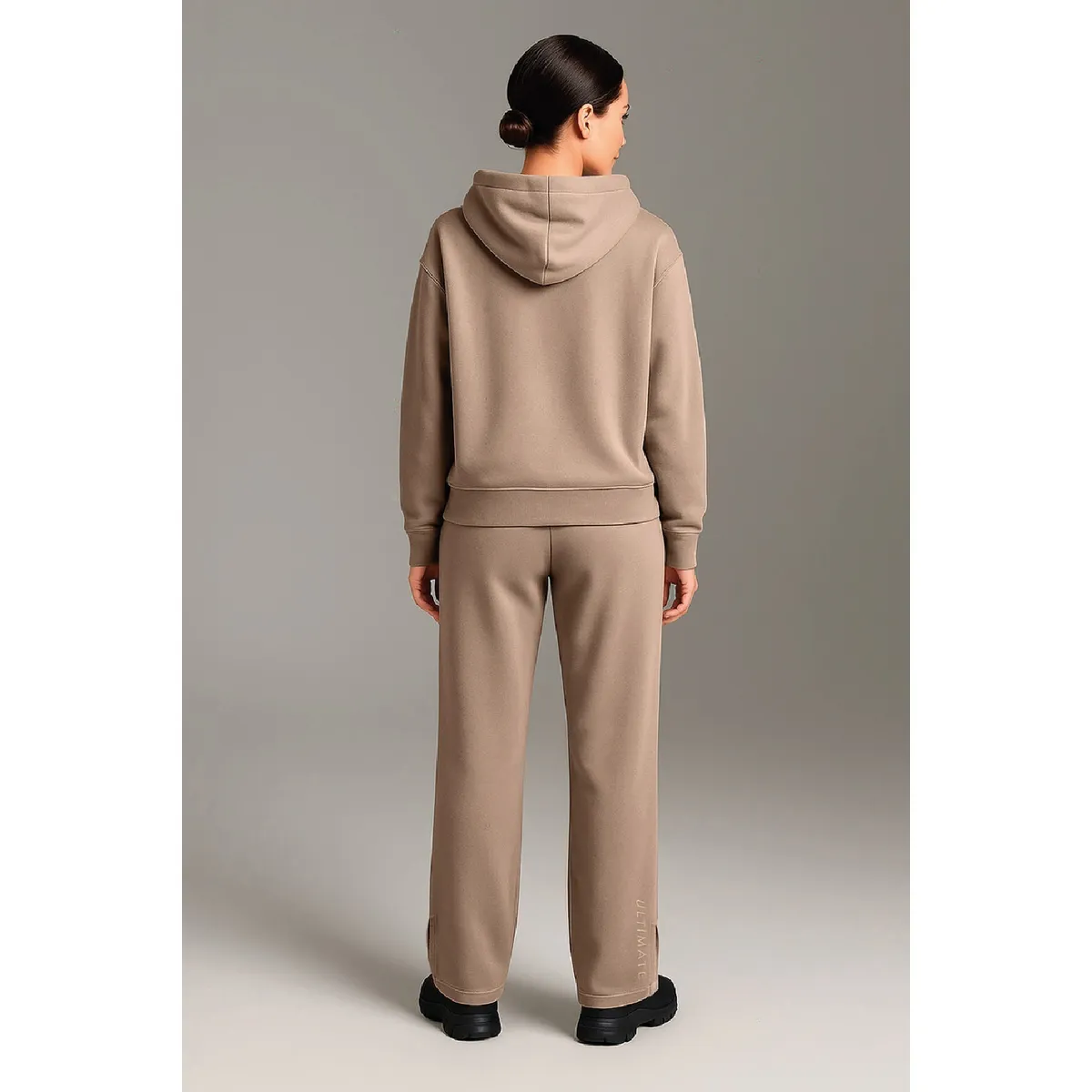 ULTIMATE - ULTIMATE HOODIE REGULAR MUJER MOCHA