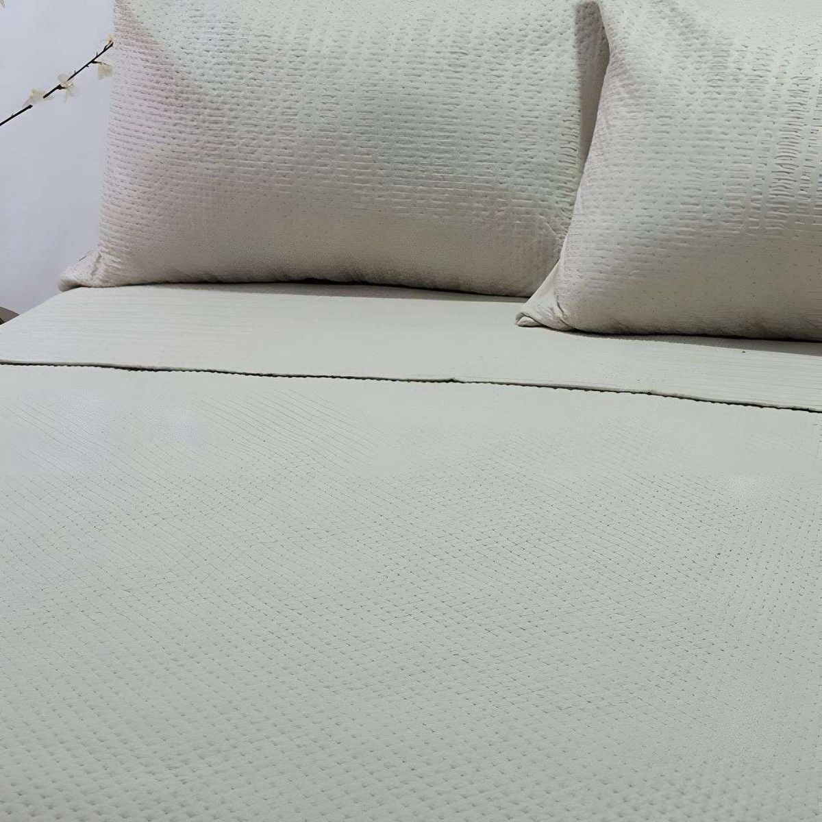 DORAL - Quilt 2 Plazas Doral MAS 2 ALMOHADAS DE REGALO