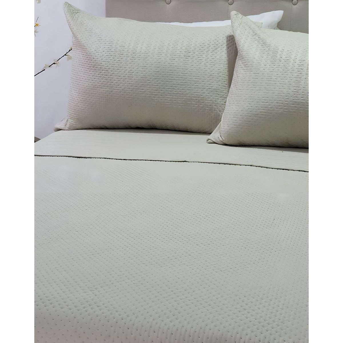 DORAL - Quilt 2 Plazas Doral MAS 2 ALMOHADAS DE REGALO