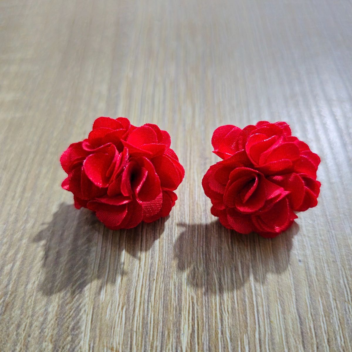 GENERICO - Aros Pendientes Rojo New Collection