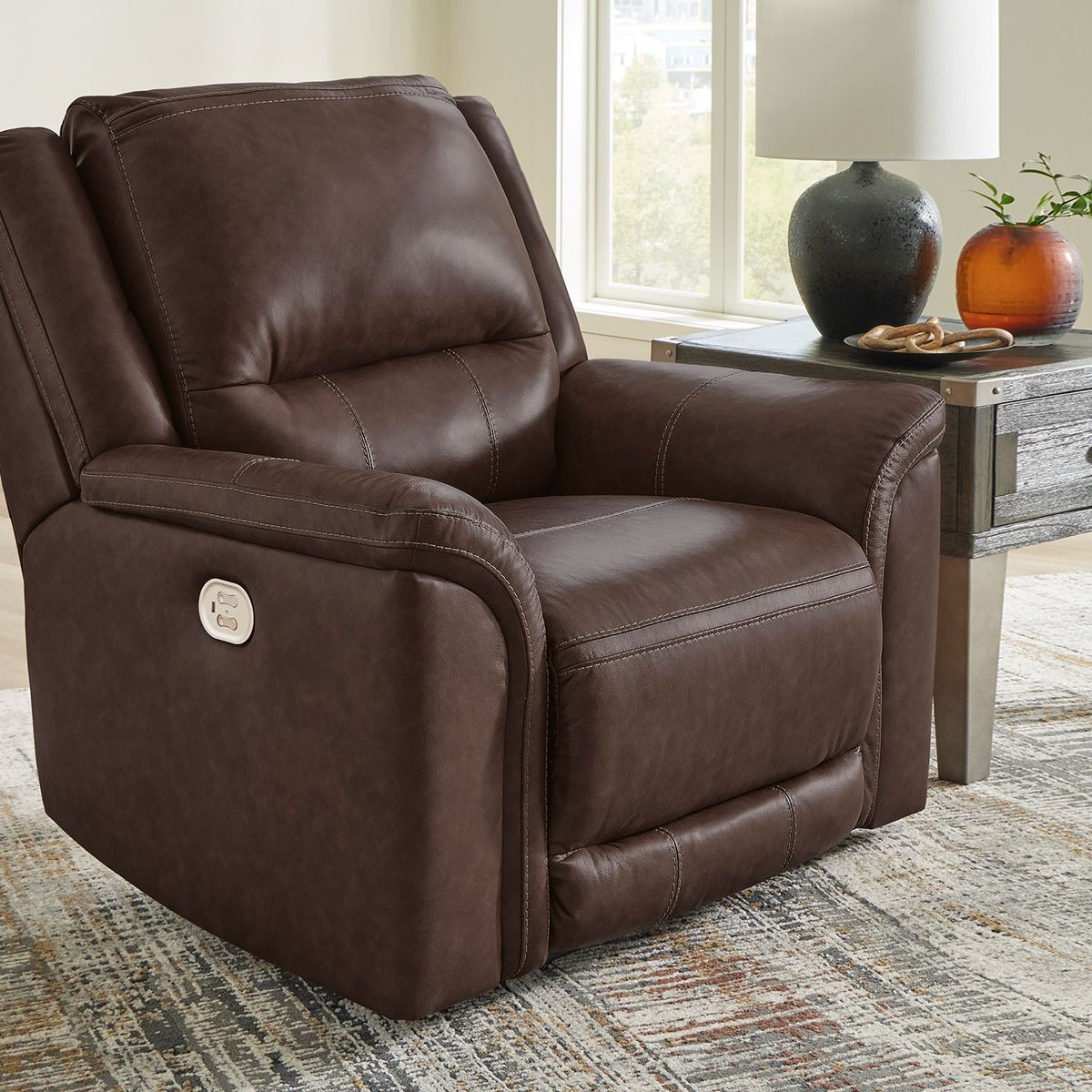 ASHLEY - Bergere Trasimeno