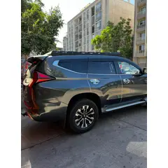 GENERICO - Bota Aguas de Acrílico 2mm plano Negro para Suv Mitsubishi Montero Sport del 2020 2025 6 piezas