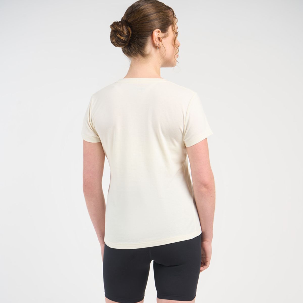 ELLESSE - POLERA MUJER ELLESSE ANDREA CREMA