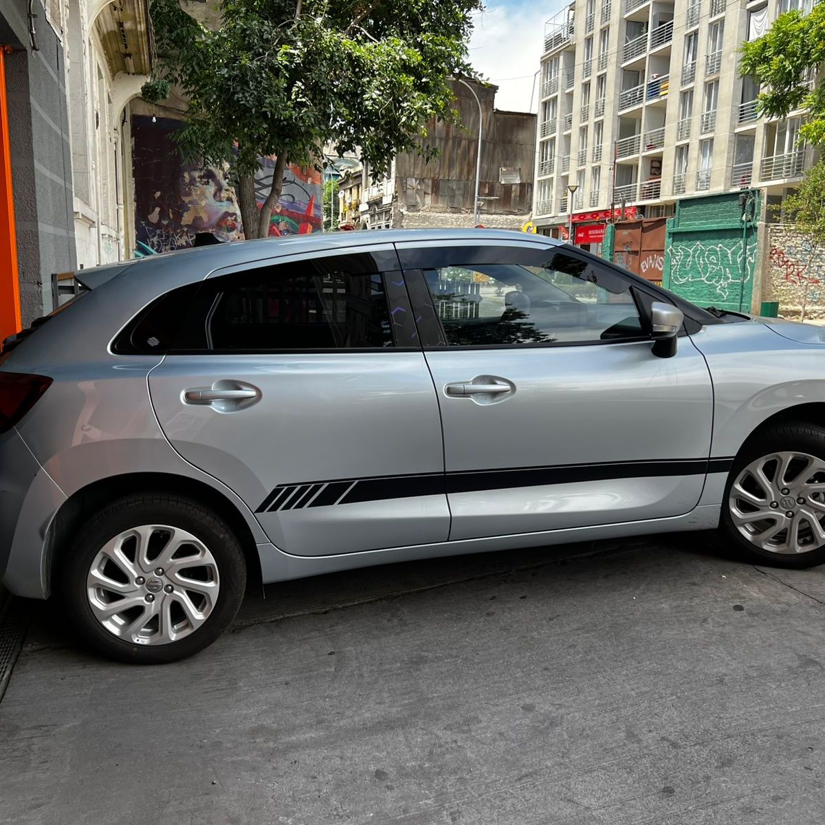 GENERICO - Bota Aguas de Acrílico 2mm plano Negro Brillante a Medida para auto Suzuki Baleno de 2022 al 2025