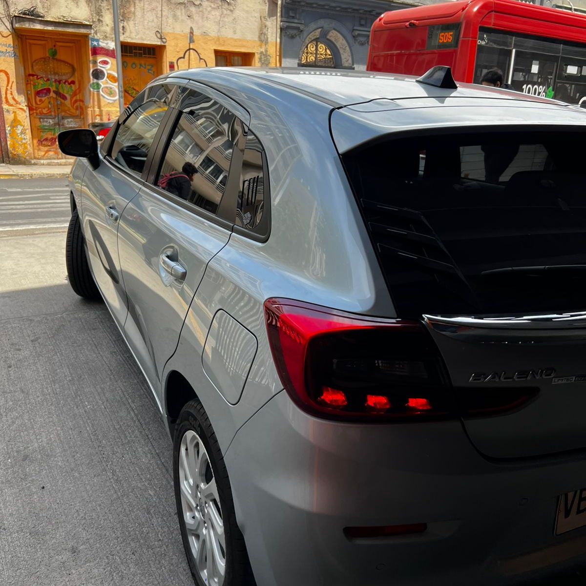 GENERICO - Bota Aguas de Acrílico 2mm plano Negro Brillante a Medida para auto Suzuki Baleno de 2022 al 2025