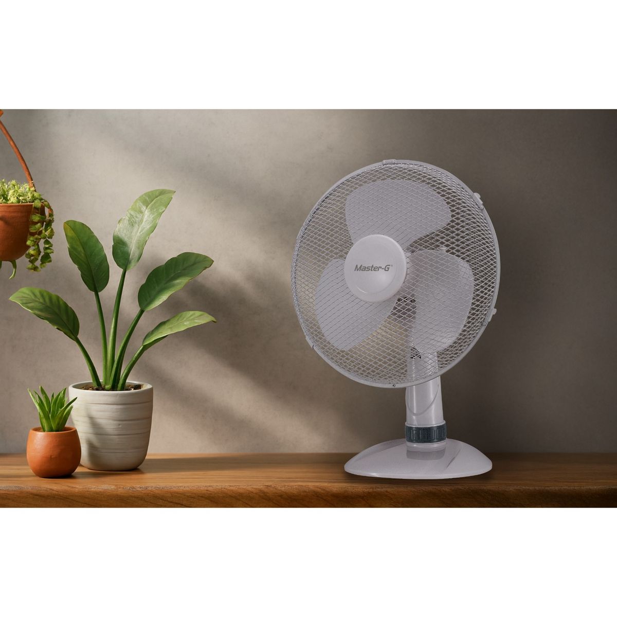 MASTER G - Ventilador de Sobremesa 12" 40W MGTF12B Blanco Master-G