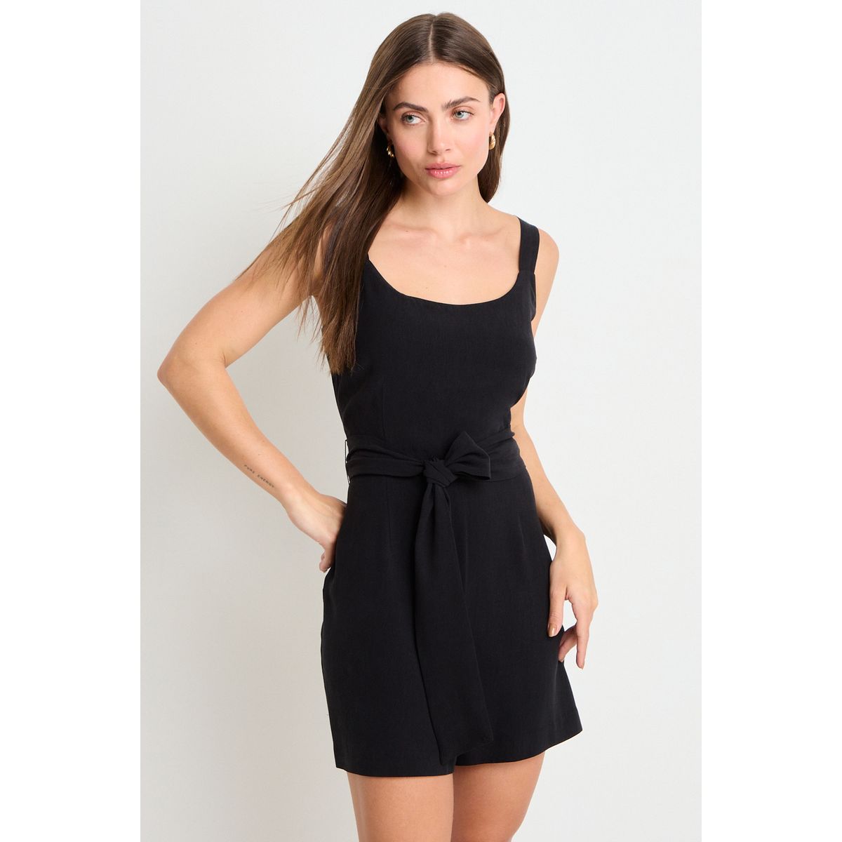ASH - Enterito Semiformal Liso Mujer Negro Ash