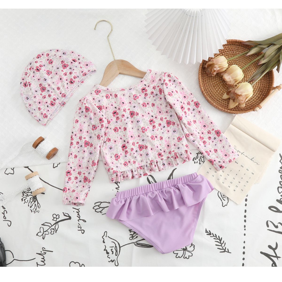 SENSIBLUE - Traje de Baño Niña 3 Piezas Floral Lila + Gorro - SensiBlue