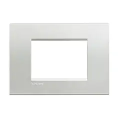 BTICINO - Placa 3 Puestos Plata Living Light.