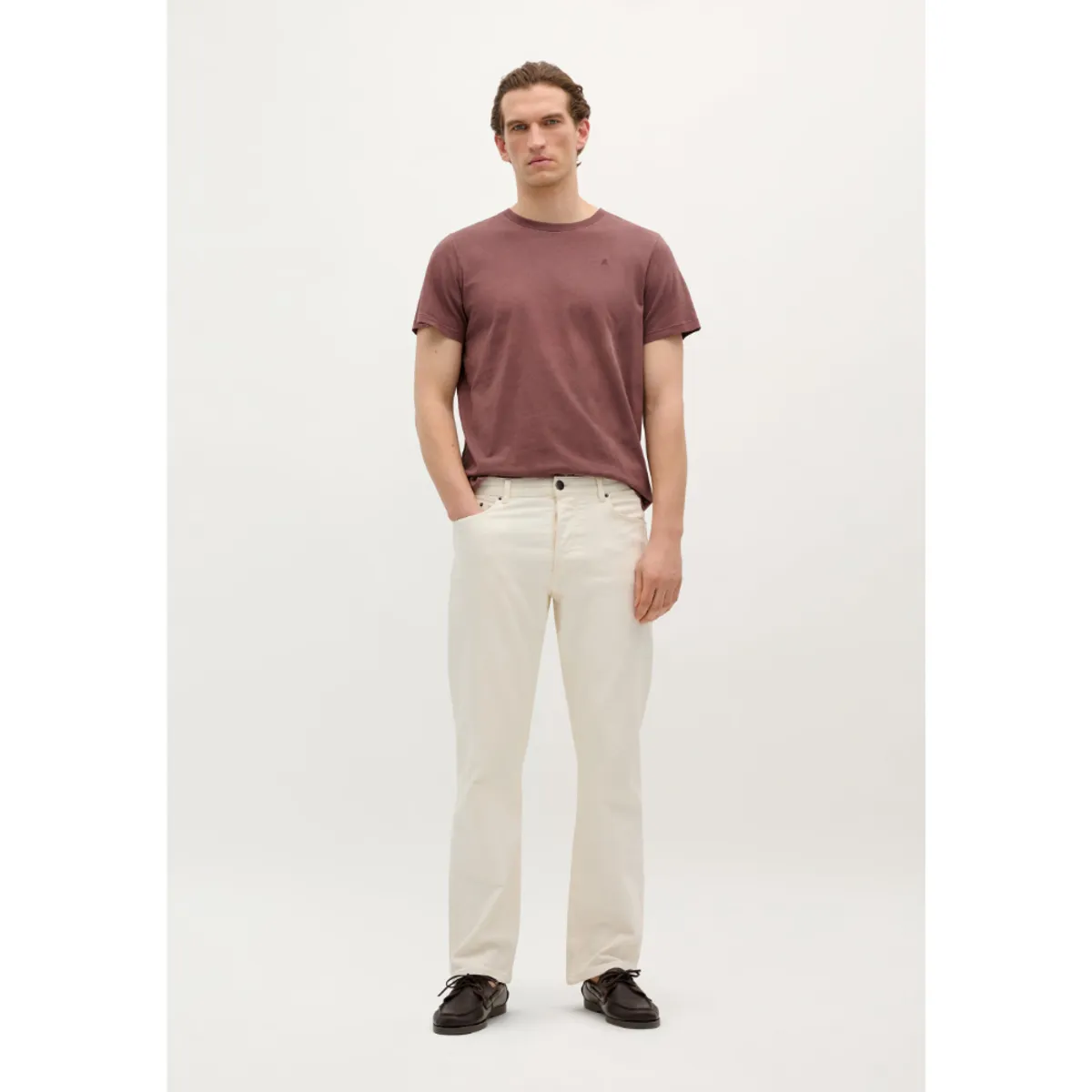 SCALPERS - POLERA CALAVERA BORDADA TONO