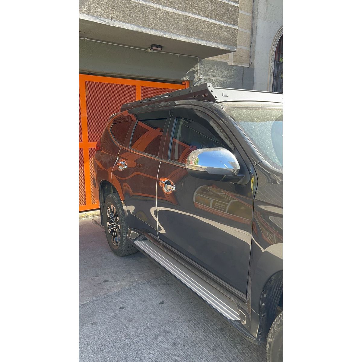 GENERICO - Bota Aguas de Acrílico 2mm plano Negro Suv Mitsubishi Montero Sport del 2020 al 2025 6 piezas