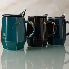 GENERICO - Taza Diseño Galaxia con Tapa y Cuchara Dorada