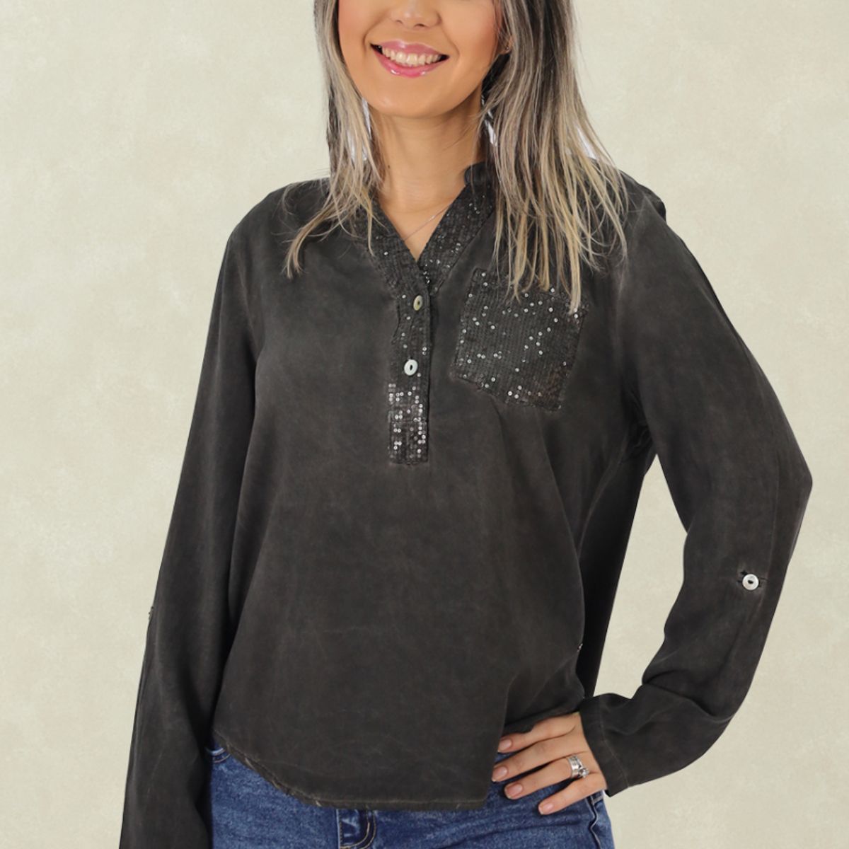 TENTATION - Blusa Bio Wash Aplic Black Tentation