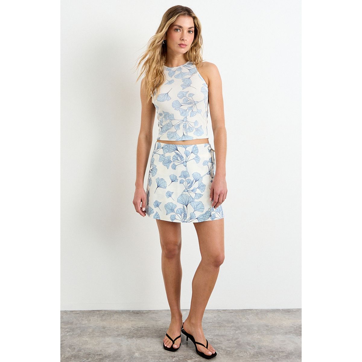 IO - Falda Fantasia Mujer Crudo Io