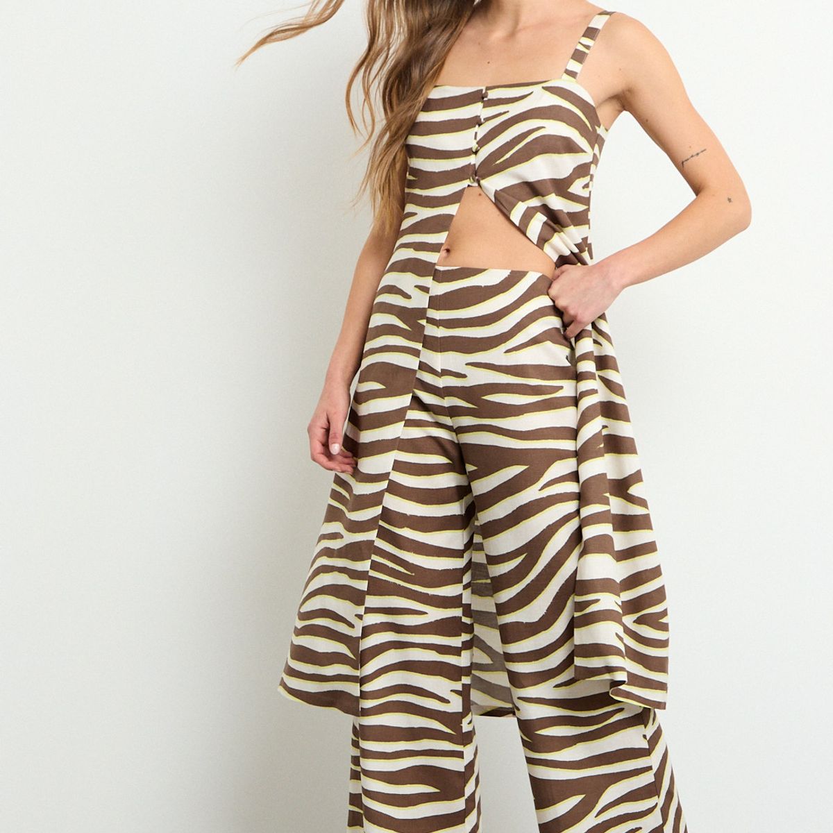 IO - Pantalon Fantasia Mujer Café Io