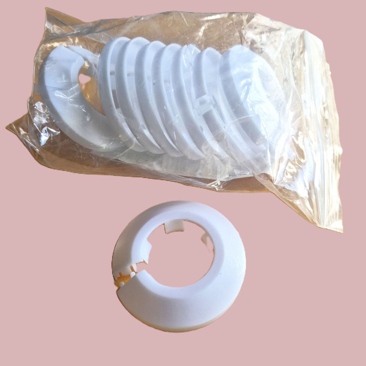GENERICO - EMBELLECEDOR O CUBREFALLA  PLASTICA  BLANCA DE 20 MM (bolsa 10 unid)