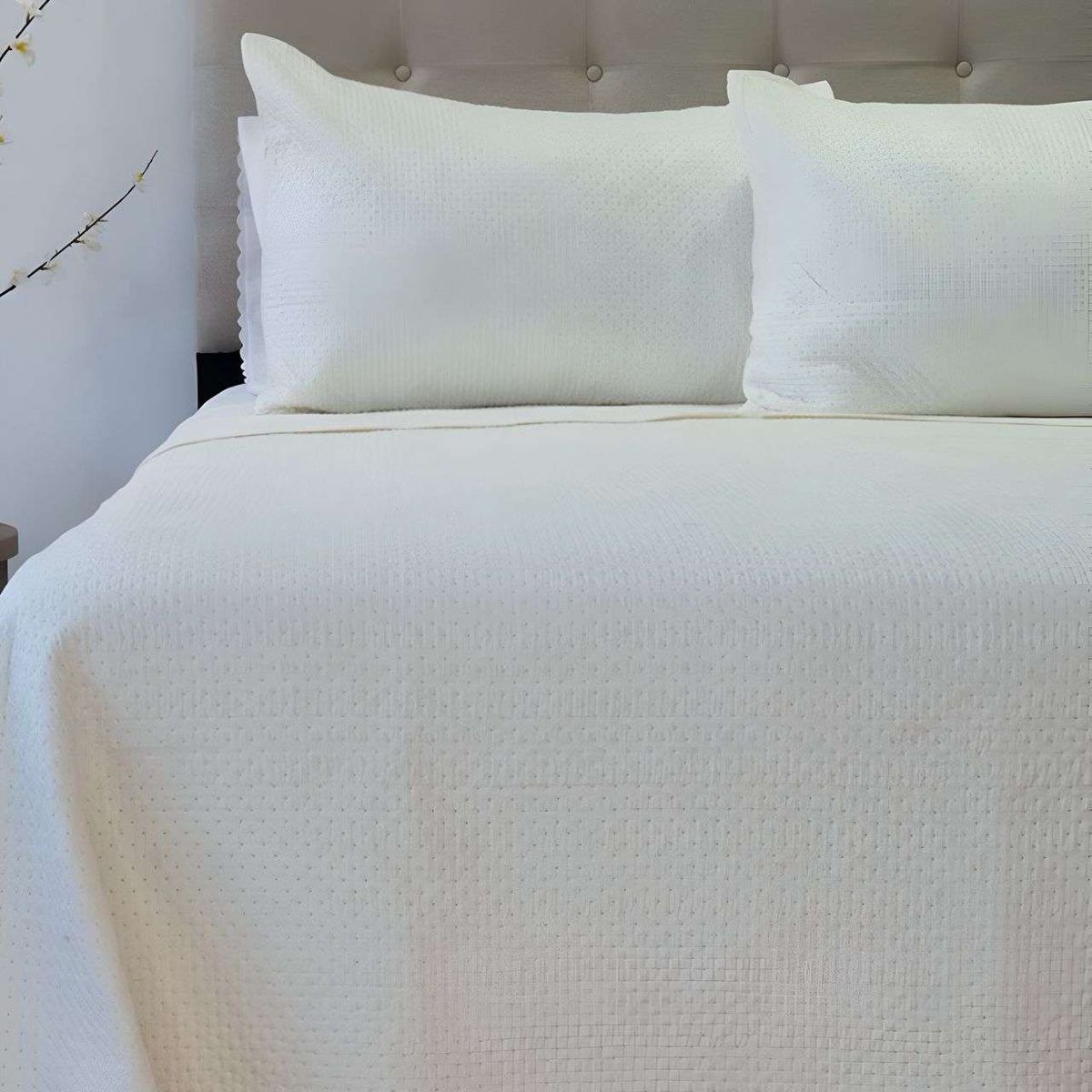 DORAL - Quilt Cubrecama 2 Plazas Doral MAS 2 ALMOHADAS DE REGALO