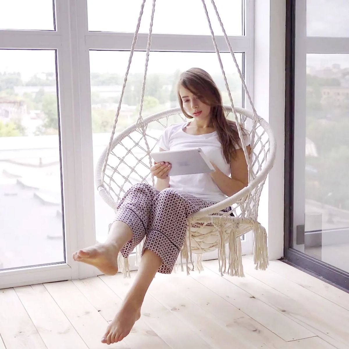 MOVI - Silla Hamaca 2 en 1 para Interior y Exterior – Relájate con Estilo y Comodidad