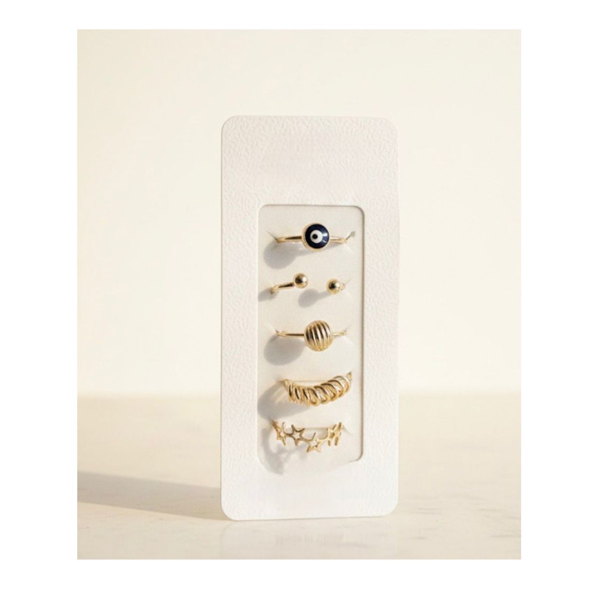 GENERICO - Set 5 Anillos Dorado