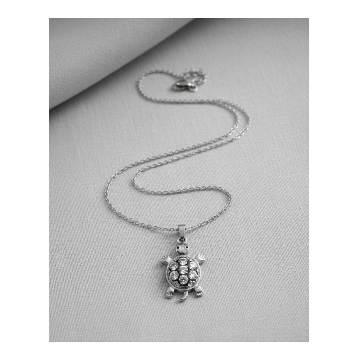 GENERICO - Collar Con Dije Tortuga Plateado Acero Inoxidable
