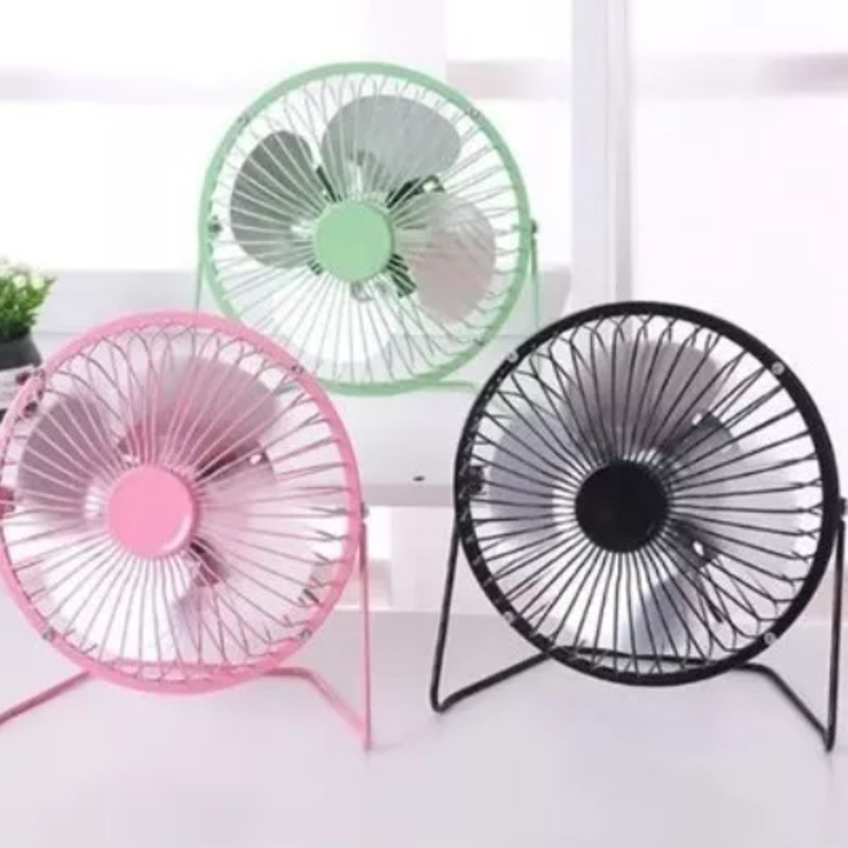 GENERICO - Mini Ventilador Mesa - Escritorio Portatil Carga Con Usb color VERDE