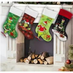 THIS IS FELIZ NAVIDAD - Bota Navideña Colgante del Grinch Modelo Surtido 46x28 cm Adorno Chimenea