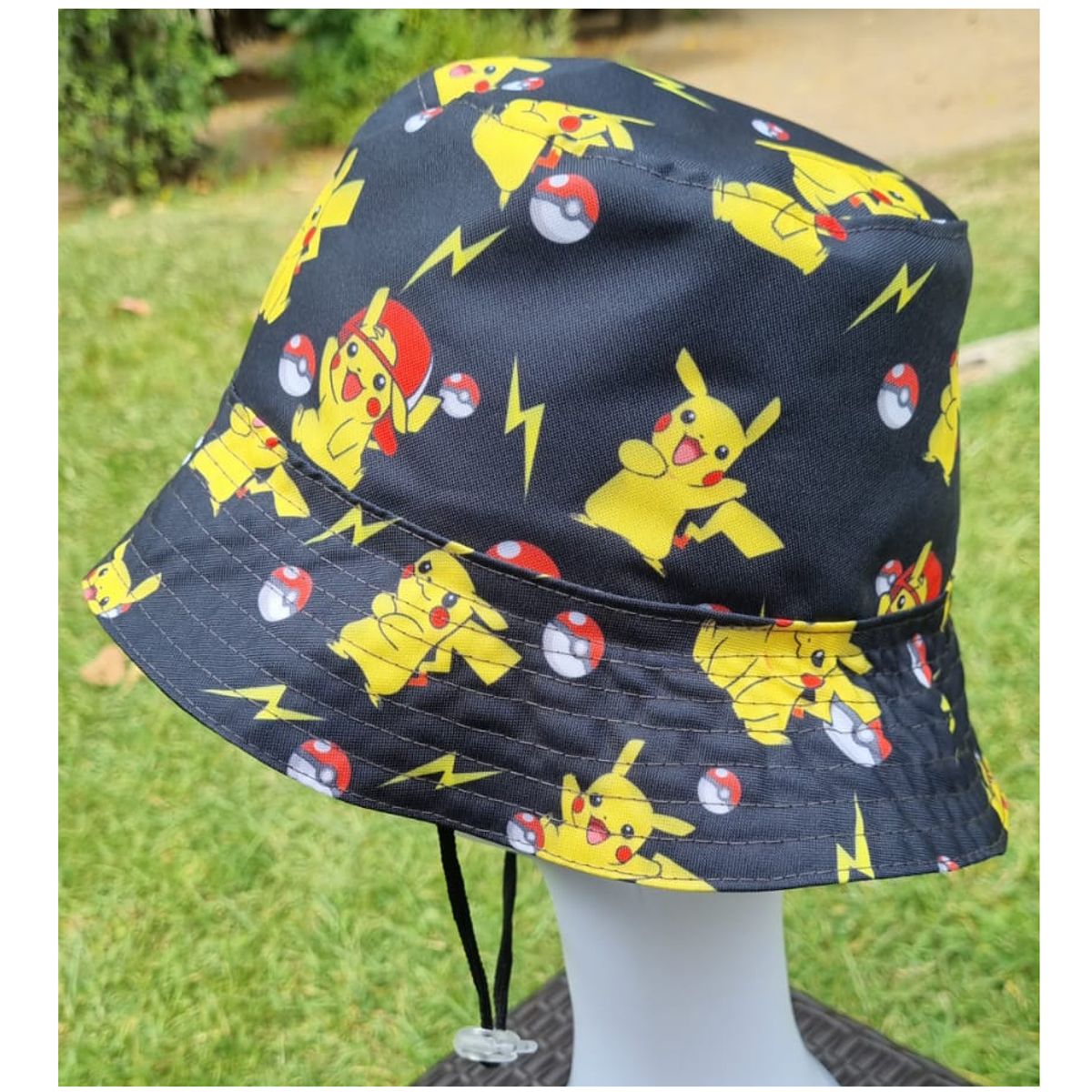 EL ESPACIO DE TOMMY - Gorro infantil Bucket Hat diseño animado negro