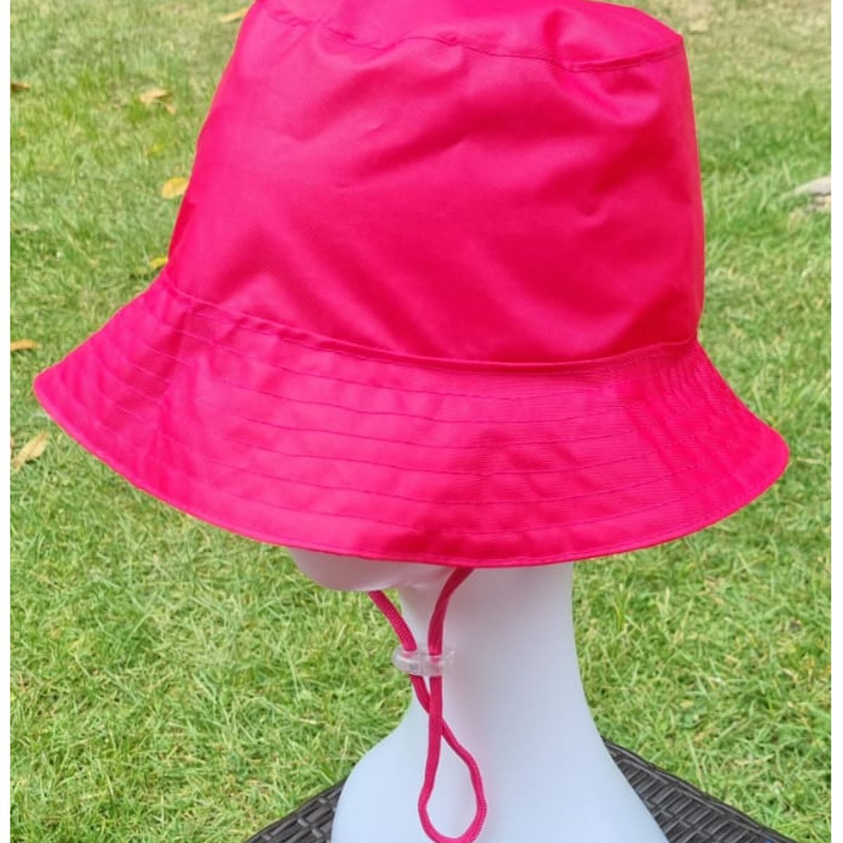 EL ESPACIO DE TOMMY - Gorro infantil Bucket Hat fucsia