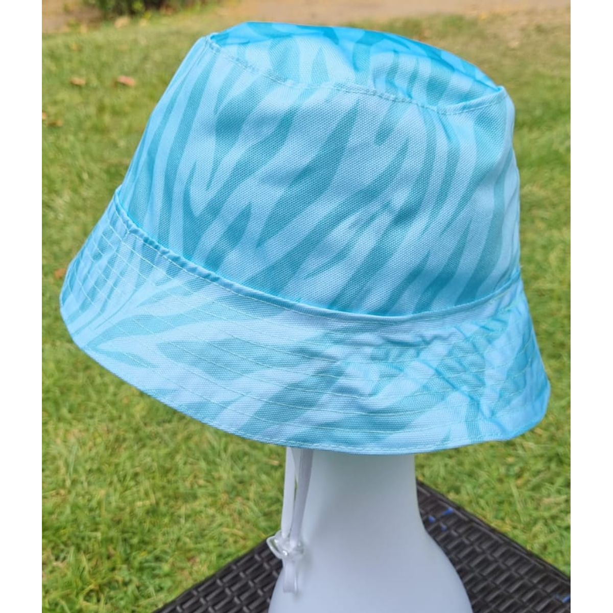 EL ESPACIO DE TOMMY - Gorro infantil Bucket Hat cebra menta