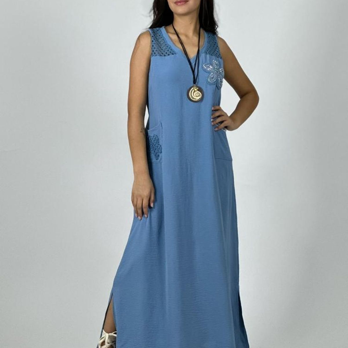 ENIGMATICA BOUTIQUE - Vestido Crepé Hombros Tejidos y Flor