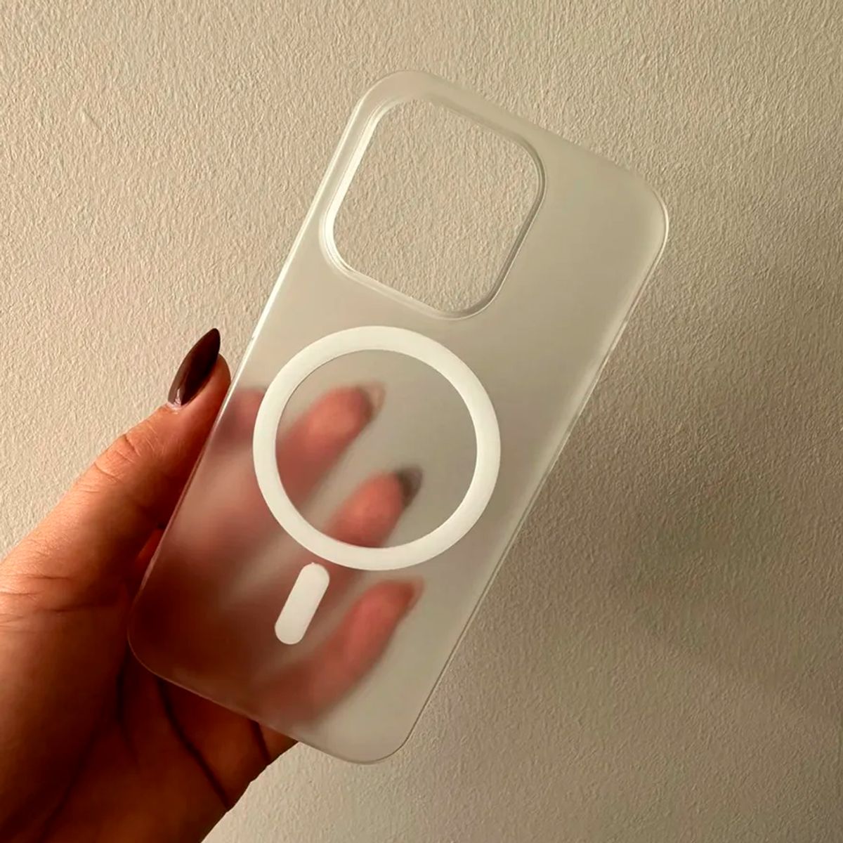 GENERICO - Carcasa Antigolpes Mate Blanco Magnetica Para Iphone 16 Pro