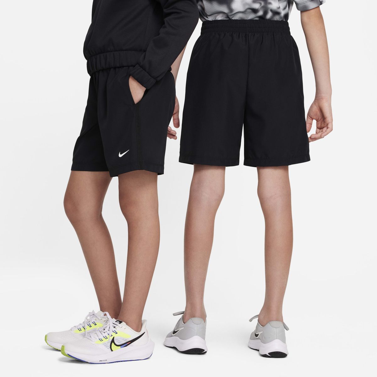 NIKE - Shorts B Nk Df Multi Wvn Short Negro NiÃ±os