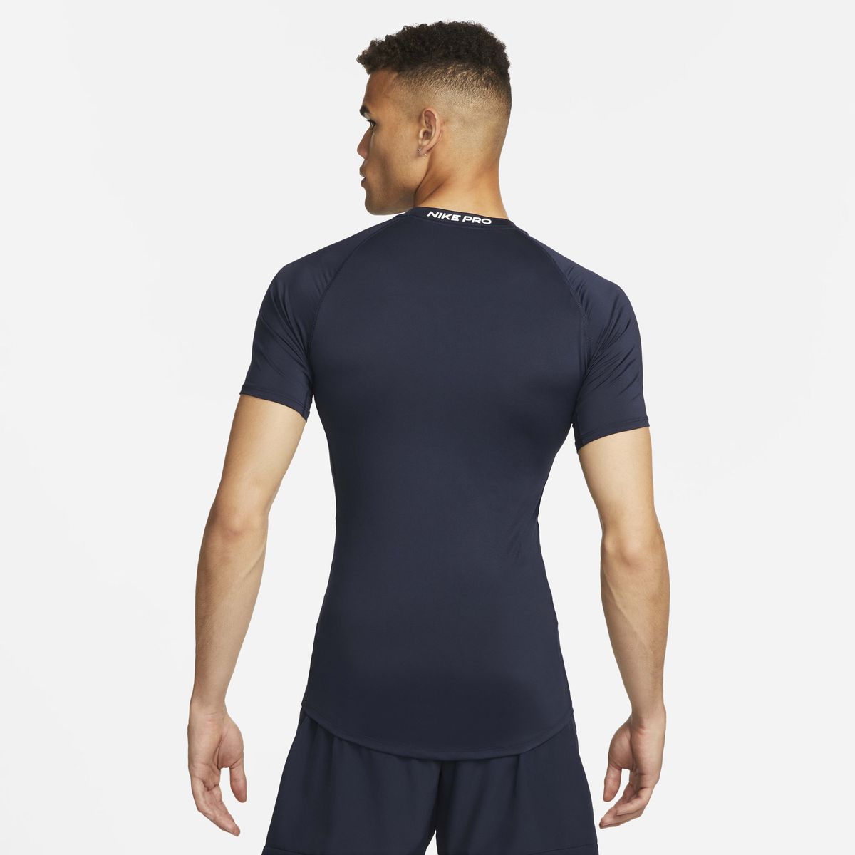 NIKE - Polera Nike Pro Hombre Negro