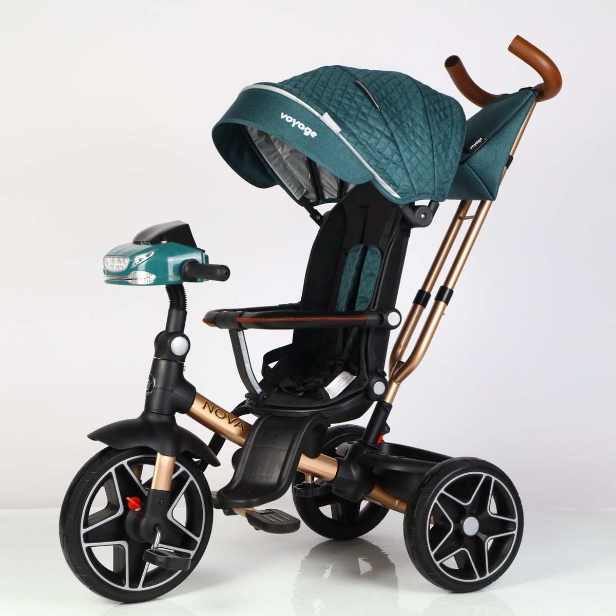 VOYAGE - Triciclo Giratorio Nova Green