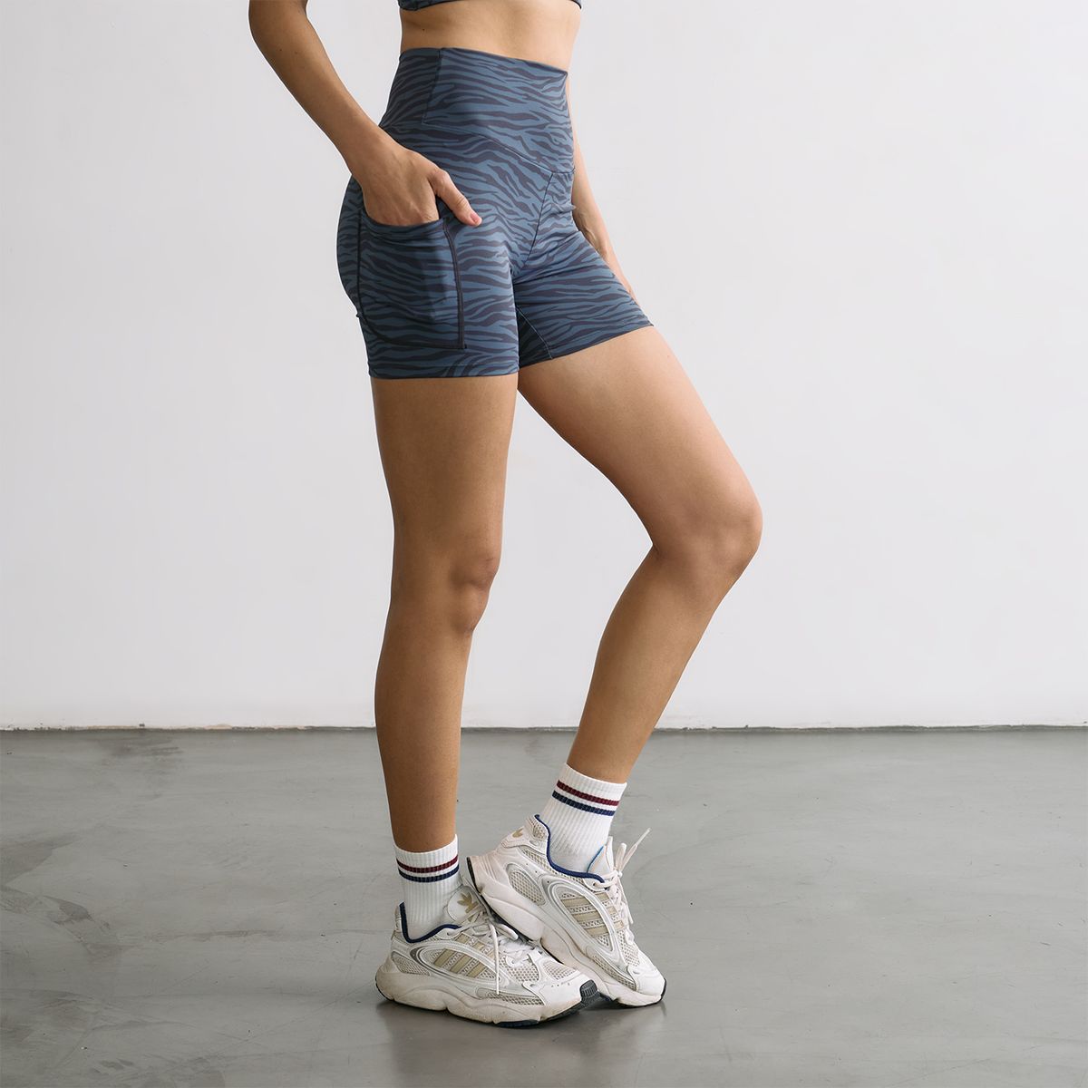 LOUNGE - Short Deportivo Bikers Cebra Active