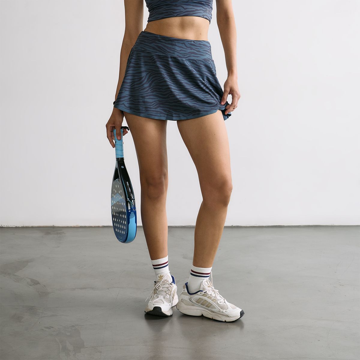 LOUNGE - Falda Short Cebra Active