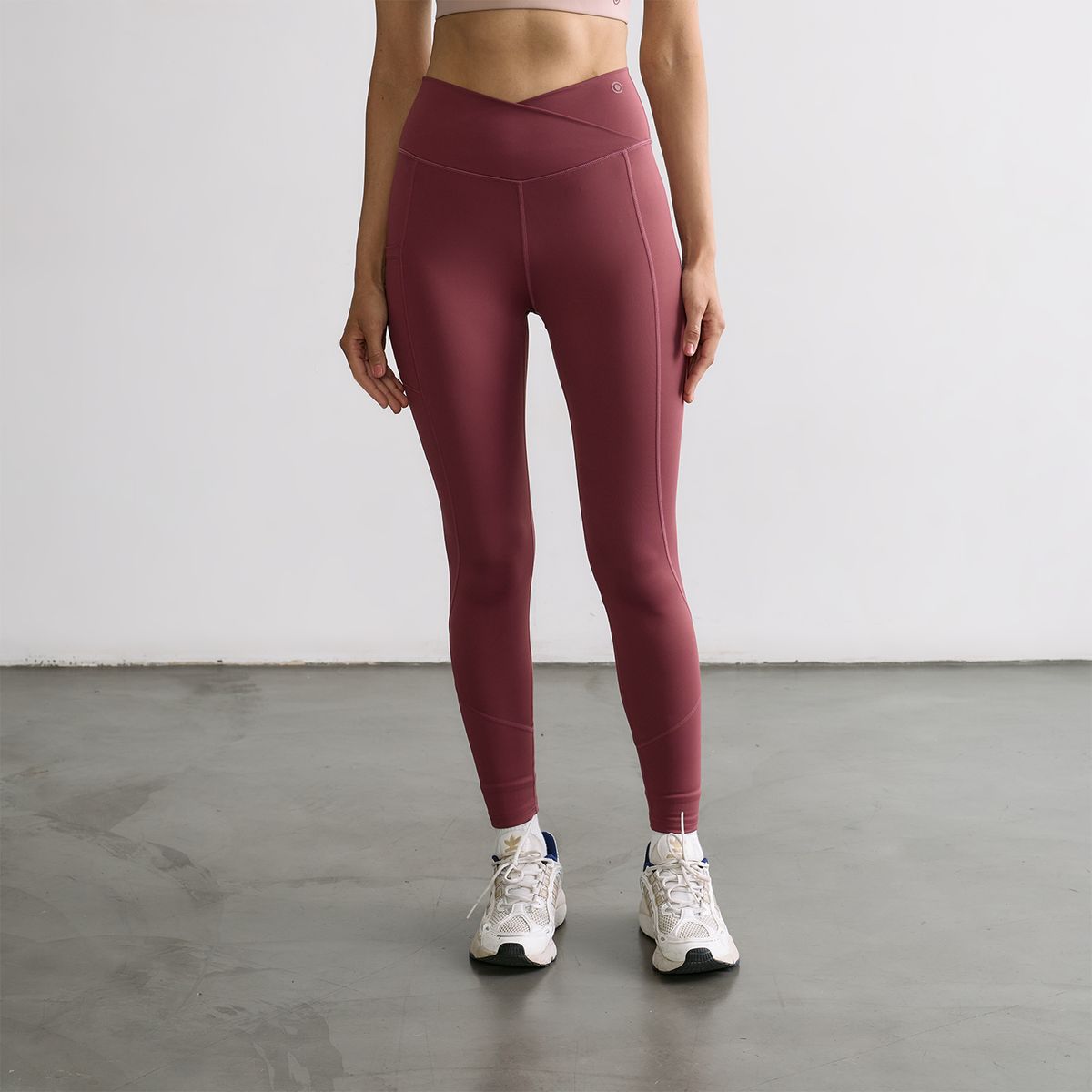 LOUNGE - Calza Deportiva Unicolor Active LOUNGE