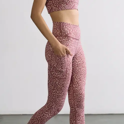 LOUNGE - Calza Deportiva Hojas Active